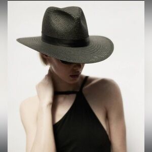 Janessa Leone “Clemence” hat in black, M